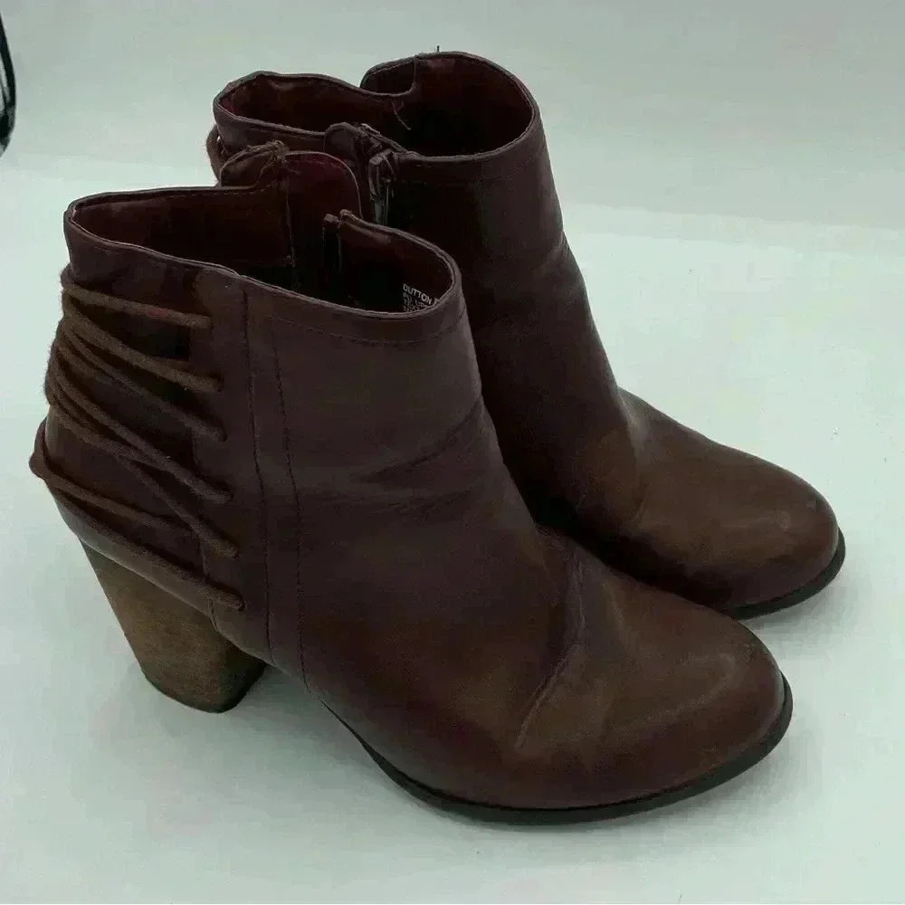 Madden Girl Plum Boots Dutton Style Size 8 1/2